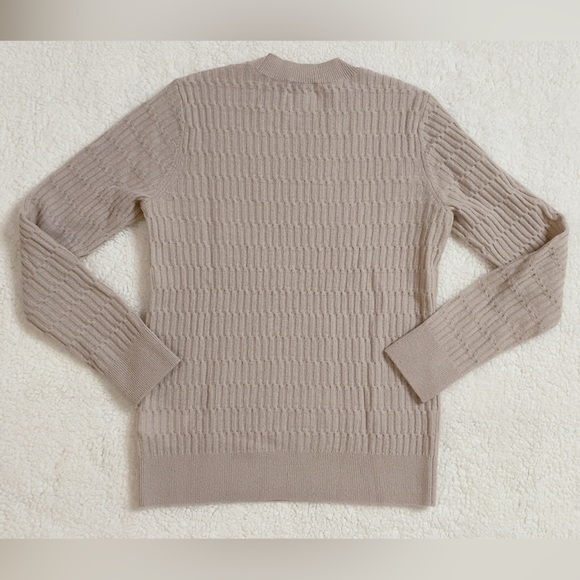 Club Monaco Cashmere Knit Crewneck Sweater size XS Neutral Color - Picture 7 of 8